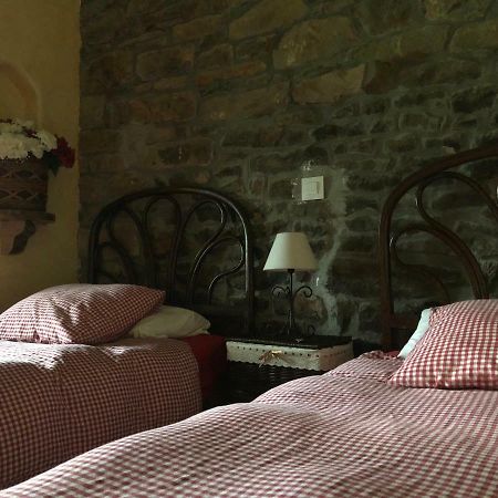 La Casa Del Chileno Guest House Liérganes Екстериор снимка