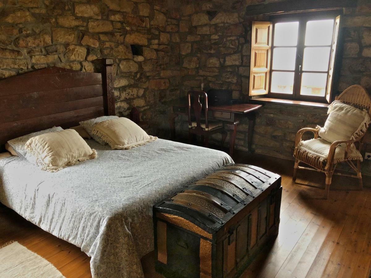 La Casa Del Chileno Guest House Liérganes Екстериор снимка
